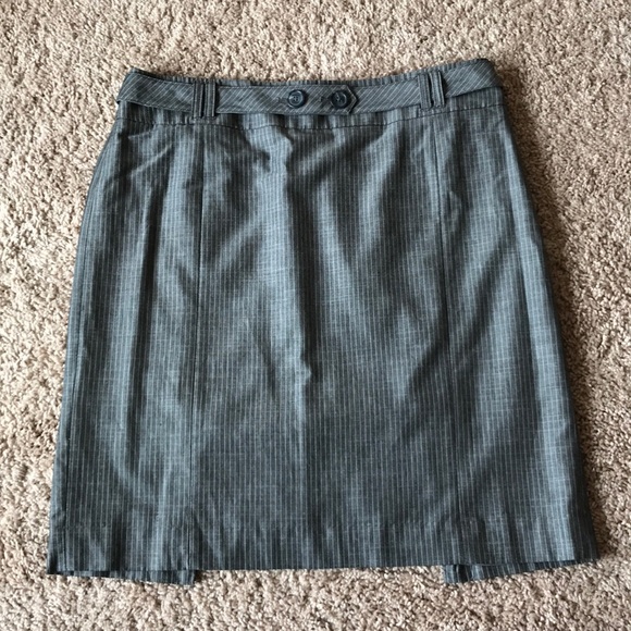 LOFT Graphite color and pinstripe skirt - Picture 1 of 4